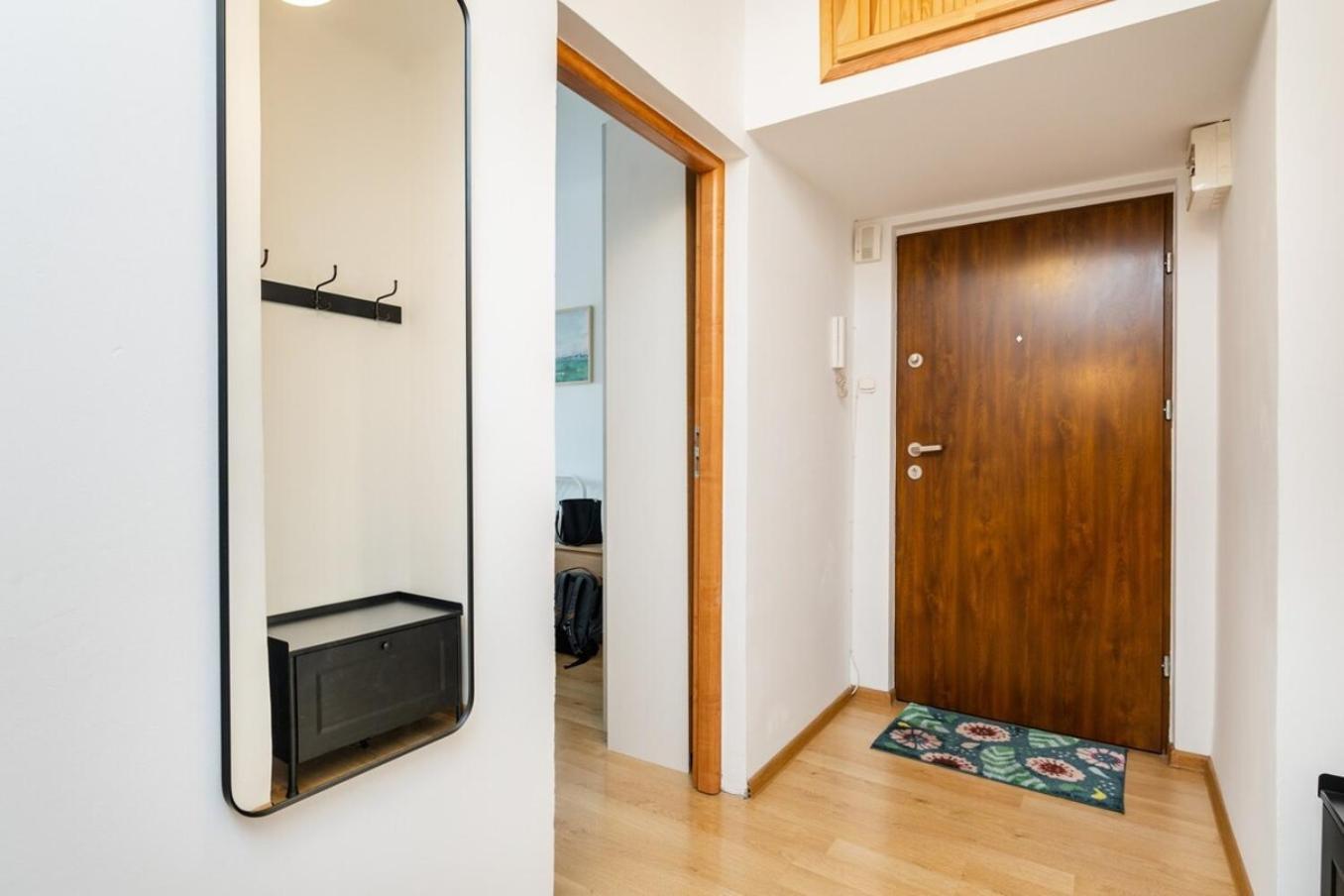 Coriander Apartment City Center Варшава Экстерьер фото
